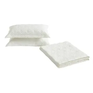 Composition: 100% prewashed microfiber bed spread by liolios home in corinth