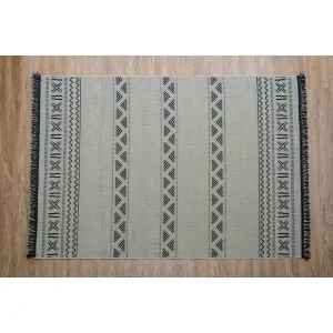 Color: wicker in shades of beige, with geometric boho patterns