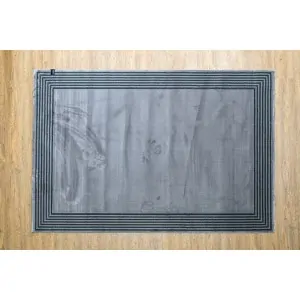 RUG FONTAIN AMETHYST GUY LAROCHE gray 6 black stripes around