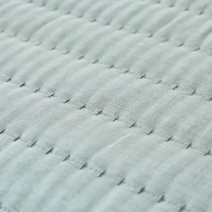 λεπτομέρεια καπιτονέ ραφής κουβερλί da capo από το Λευκό στην Κόρινθο