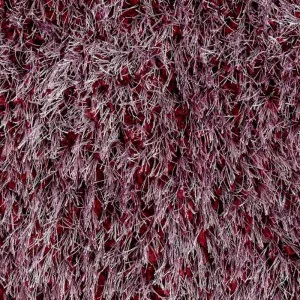 The shaggy texture of NS's Prisma magenda carpet, from the linen and rugs store in greece, Lefko