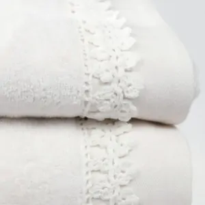 the details of the cream crochet bath towels in lefko store korinthos, loutraki