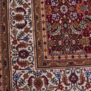 The Orian series is the classic, timeless choice in luxurious in dark red and creme colors