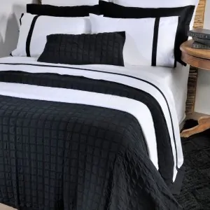 SET BED SHEETS WHITE COLORED REVER 14-0237 ON BED IN LEFKO SHOP KORINTHOS