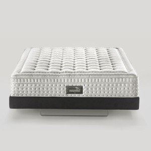 το στρώμα  της ιταλικής Magniflex από την κάτω μεριά στο κατάστημα Λευκό για Κόρινθο, Λουτράκι, Νεμέα