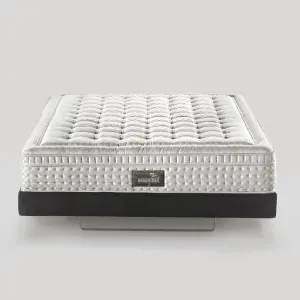 το στρώμα  της ιταλικής Magniflex από την κάτω μεριά στο κατάστημα Λευκό για Κόρινθο, Λουτράκι, Νεμέα