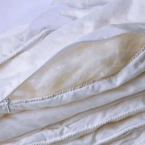 SILK COMFORTER BY DOWN TOWN IN LEFKO SHOP KORINTHOS