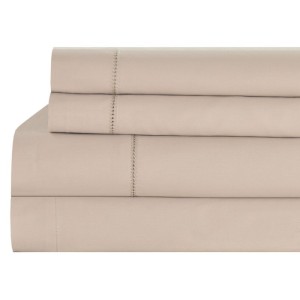 πουδρέ σεντόνια διπλωμένα στο Λευκο Λιολιος