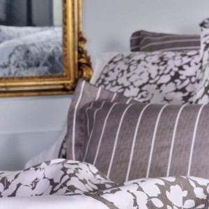 DOWN TOWN COTTON SATIN SHEET white and brown flowers