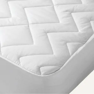 καπιτονέ λευκό επίστρωμα 100% βαμβακερο οργανικο λαλουνα στο λευκο κορινθος, πελοπόννησος