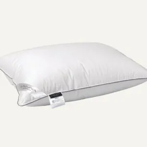 HYPO ALLERGIC ANTI BACTERIAL MEDIUM HEIGHT PILLOW LALUNA WHITE