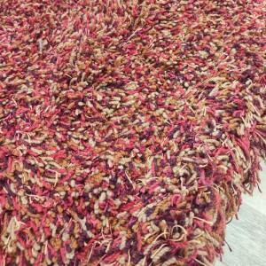 Wool - silk composition
Manufacturing method: handmade MULTICOLOR