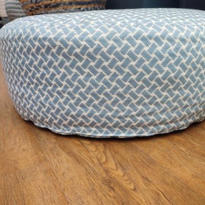 ΜΑΞΙΛΑΡΑ ΠΟΥΦ ΔΑΠΕΔΟΥ ΜΕ ΛΑΤΕΞ ΜΠΛΕ ΜΟΤΙΒΟ