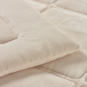 cottle feel and textured surface cream BLANKET QUILT LIOLIOS HOME IN KORINTHOS
