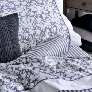 100% Cotton Satin Peine 220 Threads elvira down town 877