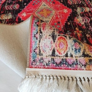 New Vintage by KLONARAS is an extremely thin, lightweight and 4-season rug beige fringes