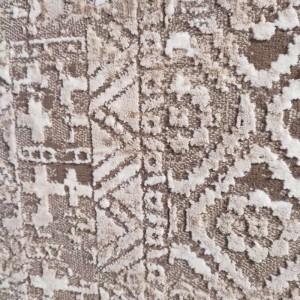 χαλί στοκ σε προσφορά 160Χ230cm velvet 8298 με ανάγλυφο κρεμ μπεζ μοτίβο στο λευκό