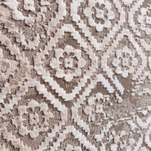 central pattern with  squares and flowers beige rug neoclassical