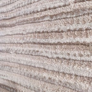 χαλί χειμωνιάτικο οικονομικό σε κρεμ και μπεζ αναγλυφο velvet 7452 της klonaras στην κόρινθο