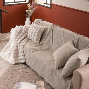 σαλόνι μοντέρνο με καναπε μπεζ και ριχτάρι μπεζ RICHMOND 02 από το λευκό κόρινθος