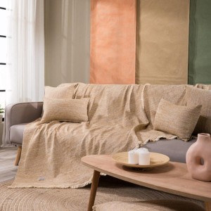 μοντέρνο σαλόνι με ΜΠΕΖ καφέ ριχτάρι TIVOLI 14 στον καναπέ