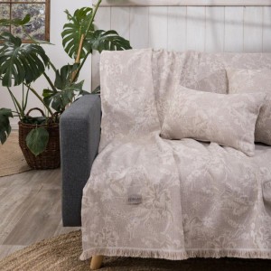 μοντέρνο σαλόνι με ΜΠΕΖ ριχτάρι VARESE 02 στον καναπέ