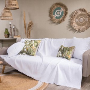 μοντέρνο σαλόνι με ΛΕΥΚΌ ριχτάρι PESARO 00 στον καναπέ