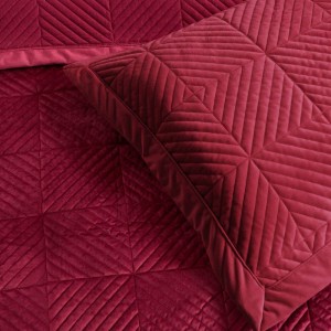 luxury velvet 100% βουργουνδί κουβερλί Λιόλιος στο λευκο , κατάστημα κόρινθος