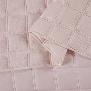 Savona rose bedspread by greek brand Liolios Home